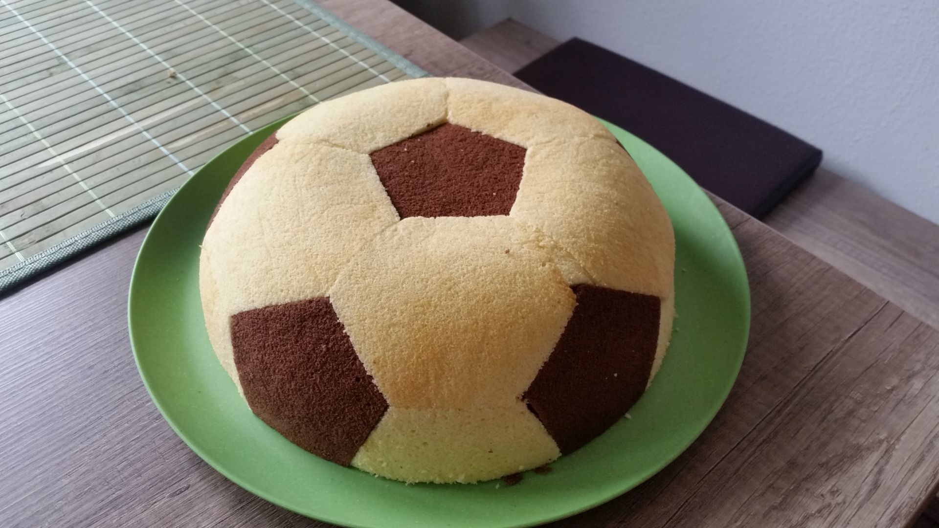 Charlotten Fußball Kuchen 1