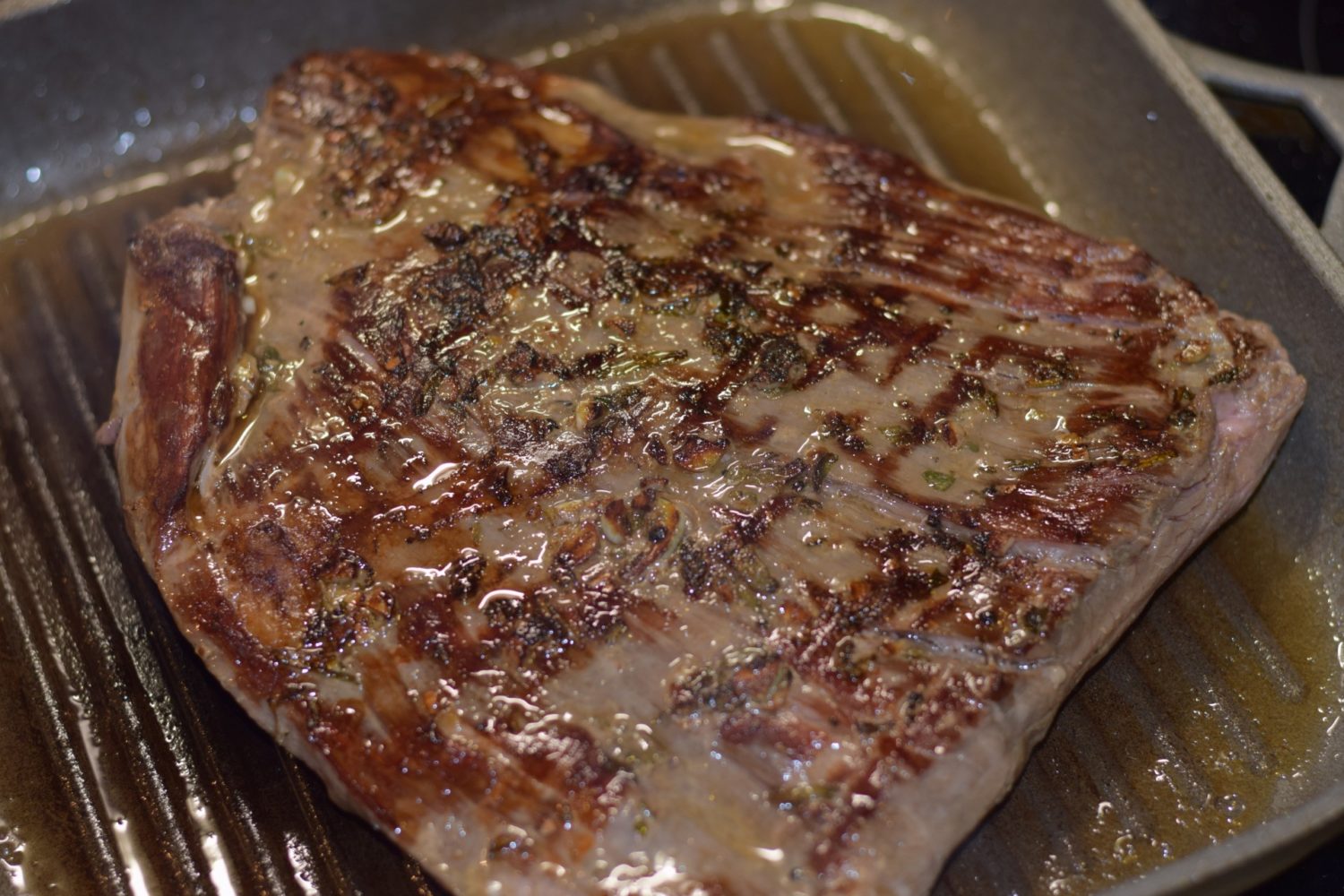 Flank Steak Sous Vide gegart mit RosmarinKnoblauch Marinade