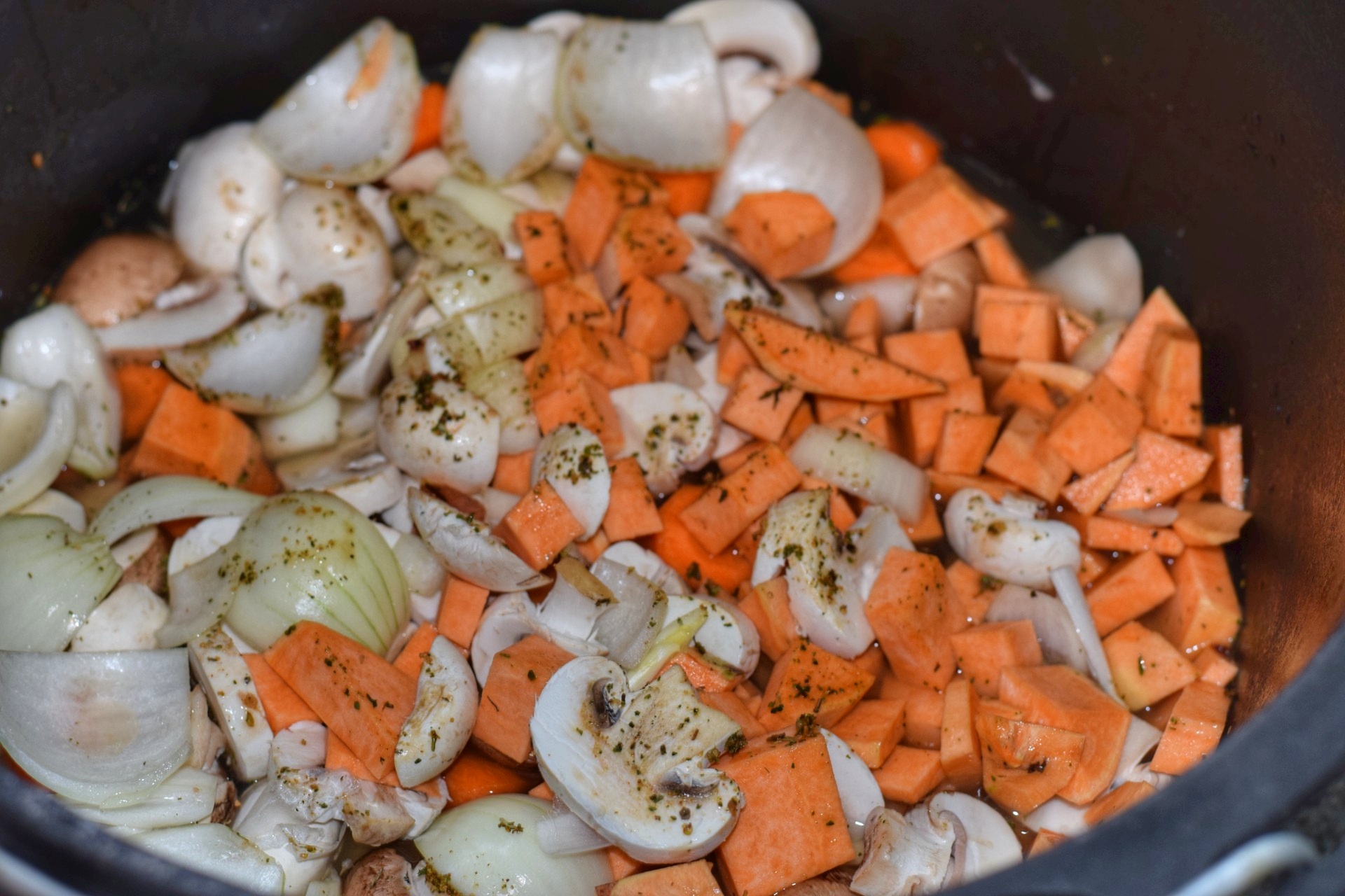 Krustenbraten aus dem Dutch Oven Petromax ft9