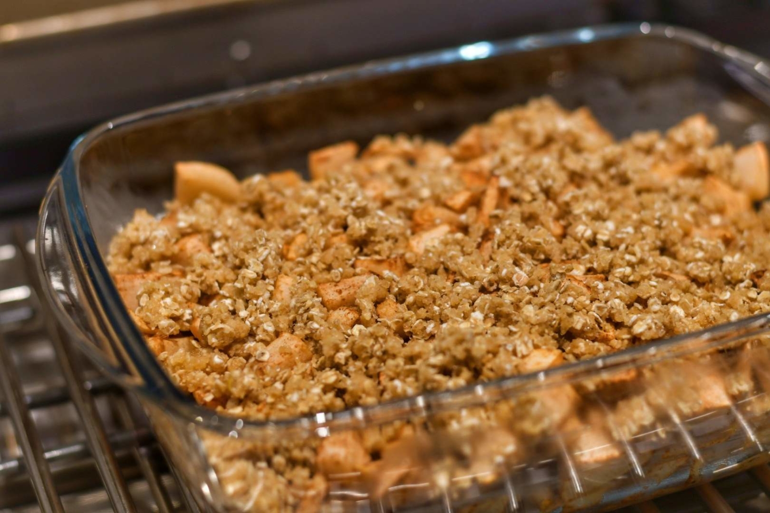 Apfel Crumble mit Haferflocken Streusel - BBQ Ömer