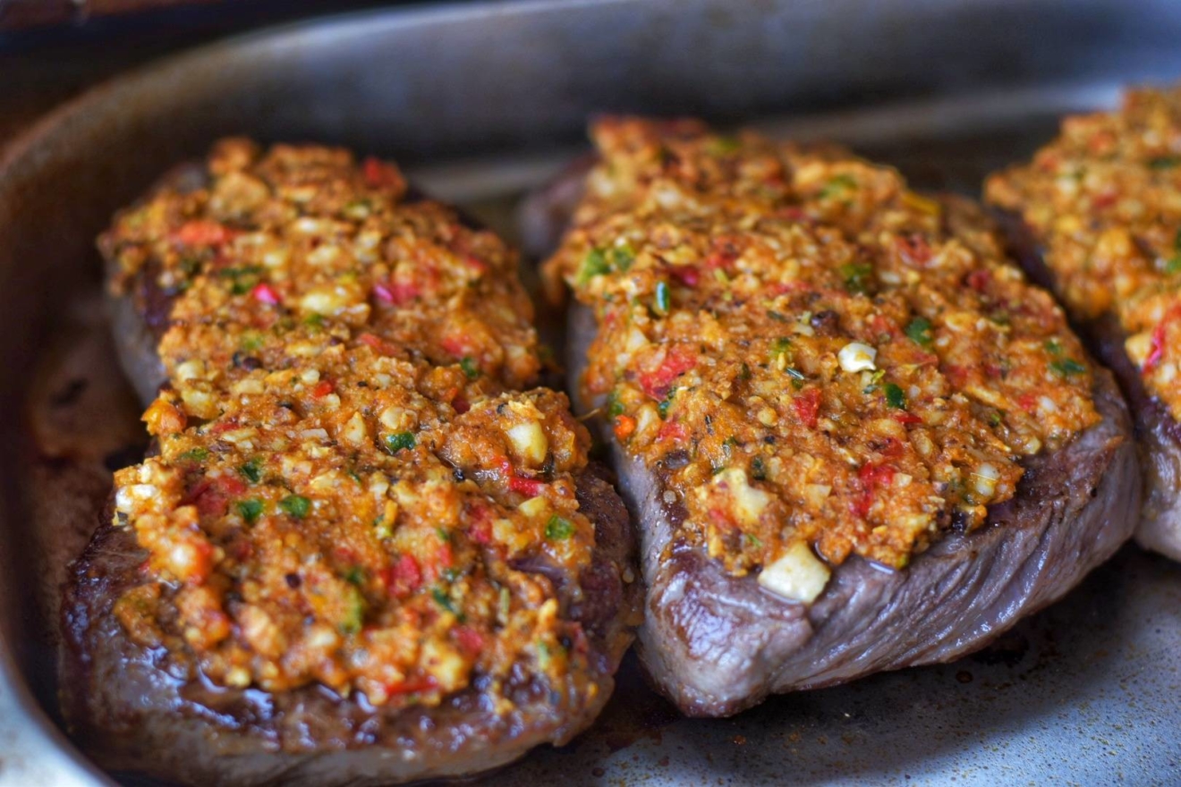 Rumpsteak mit Nuss-Paprika Kruste - BBQ Ömer